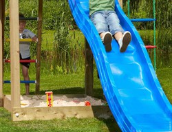 Parque Infantil con Barco Lodge Boat